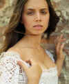 eliza_dushku_rare_outtakes_007.jpg (33360 bytes)